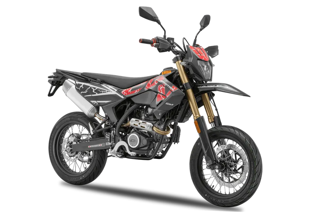 QJ Motor COV 125, color negro
